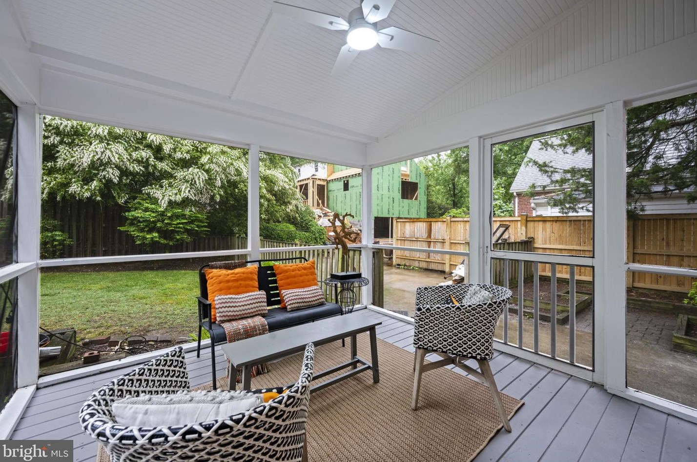 123 Moncure Dr, Alexandria VA 22314-4965 exterior