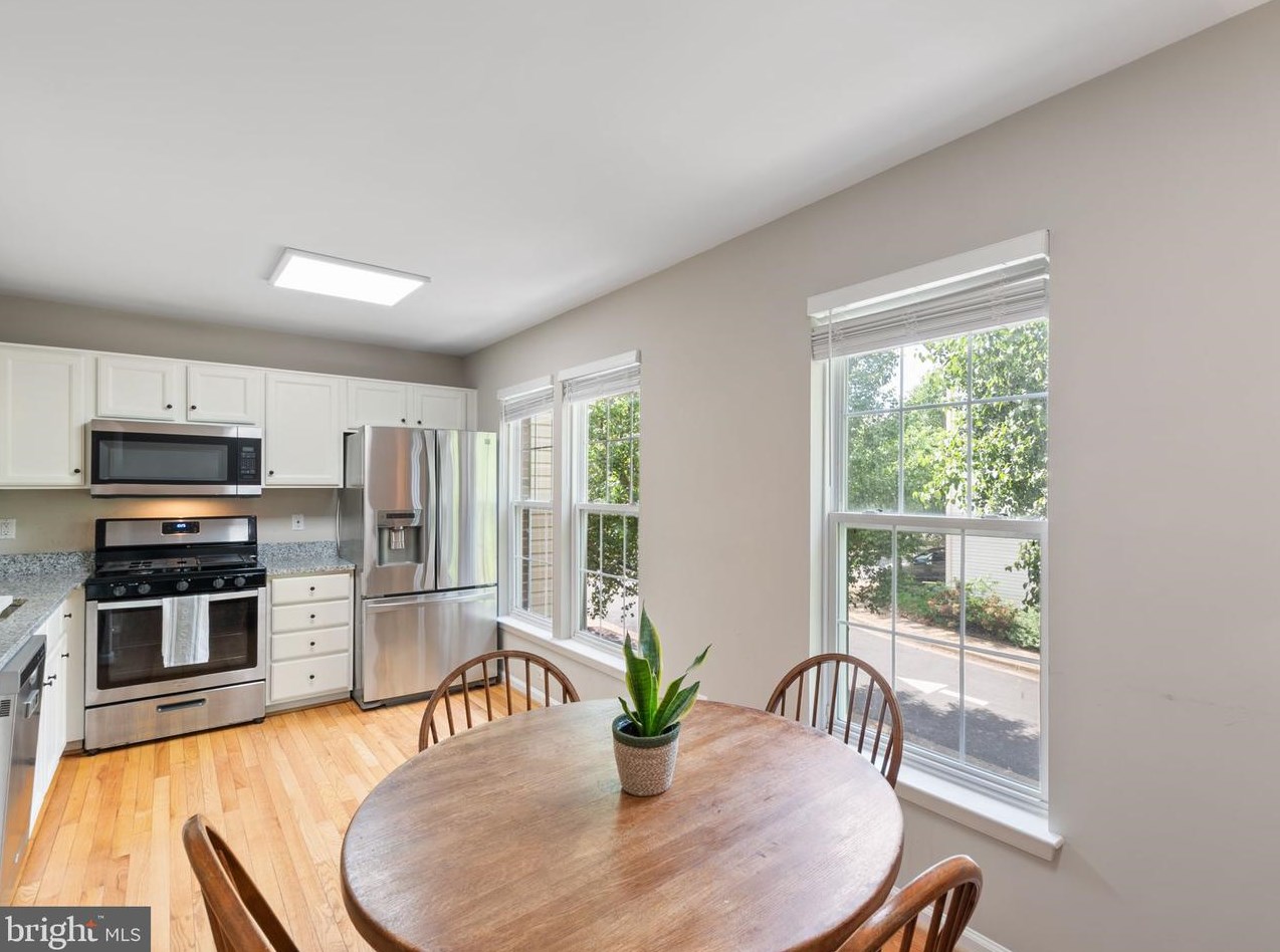 140 Ingle Pl, Alexandria VA 22304-7602 exterior