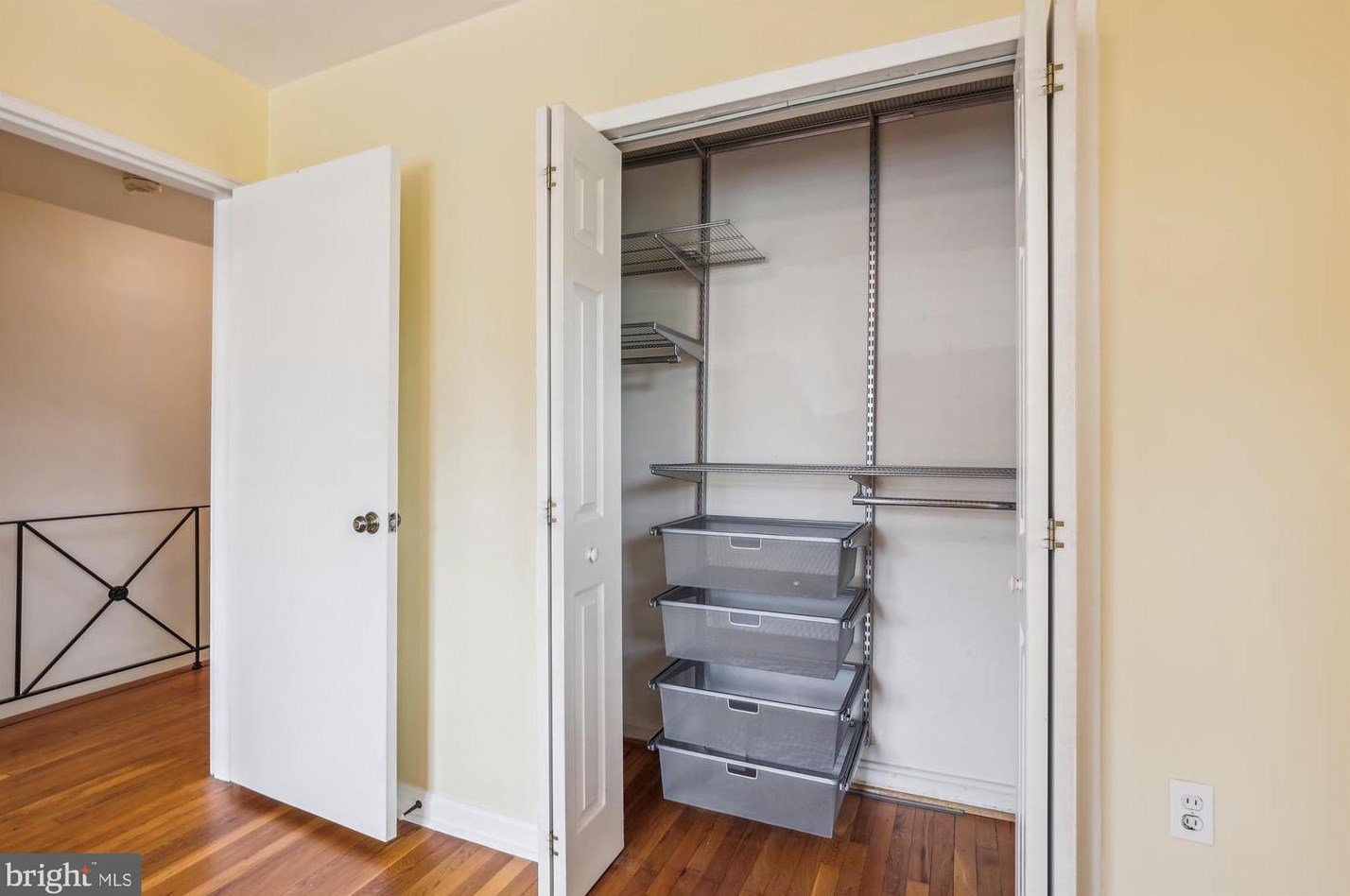 3751 Jason Ave, Alexandria VA 22302-1811 exterior