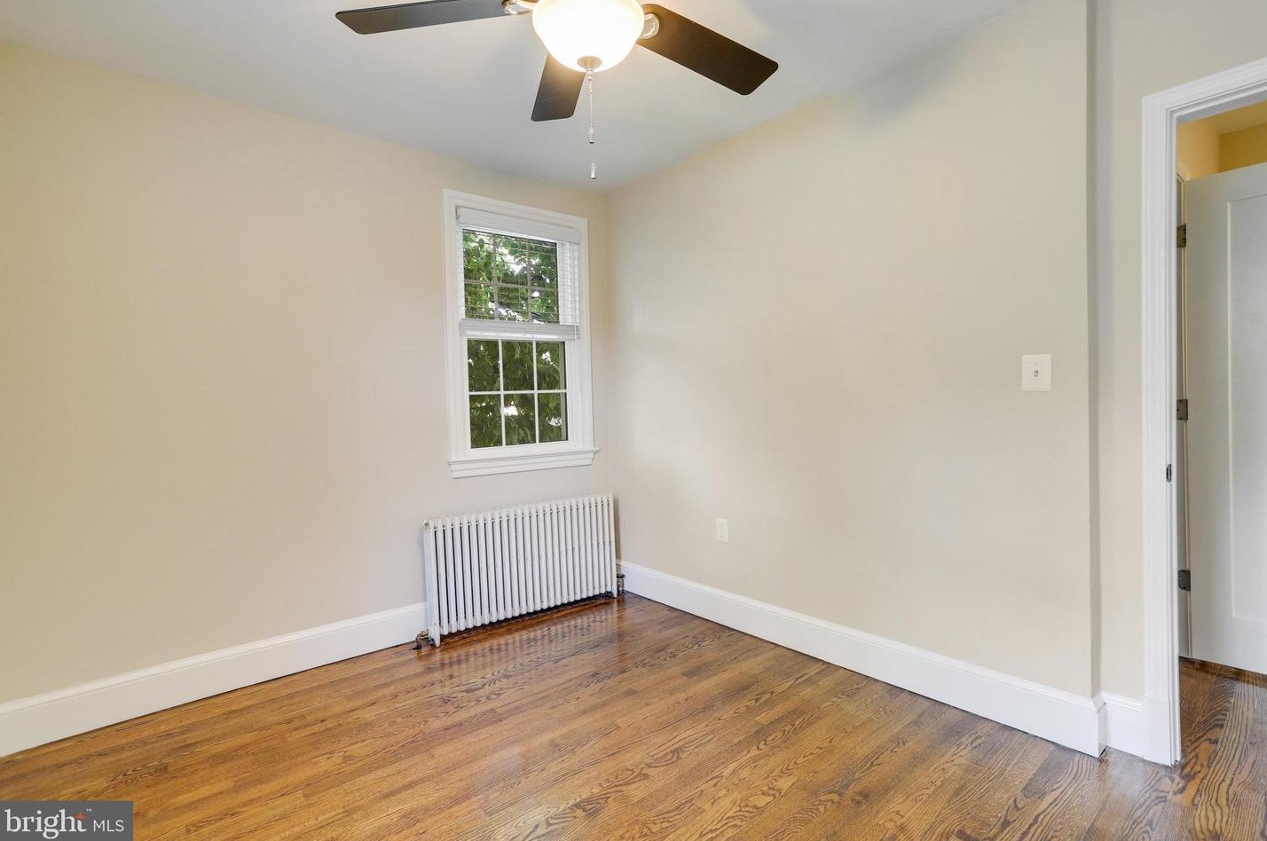 124 Maple St, Alexandria VA 22301-2605 exterior