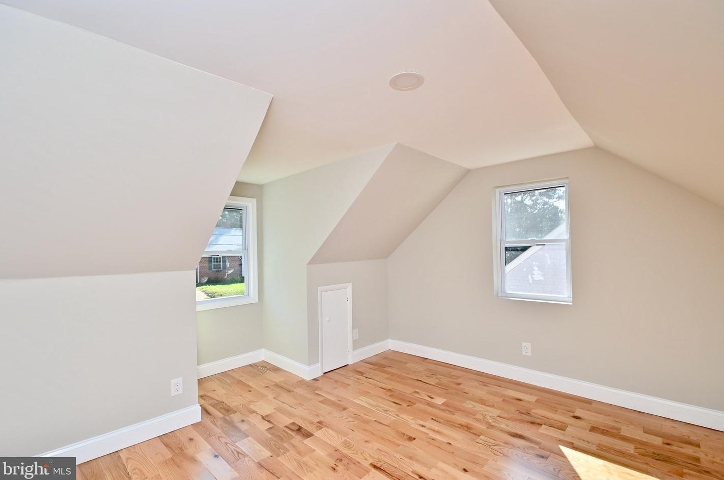 148 Moncure Dr, Alexandria VA 22314-4946 exterior