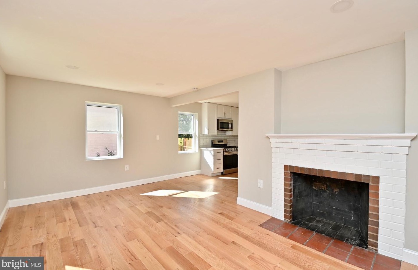 148 Moncure Dr, Alexandria VA 22314-4946 exterior