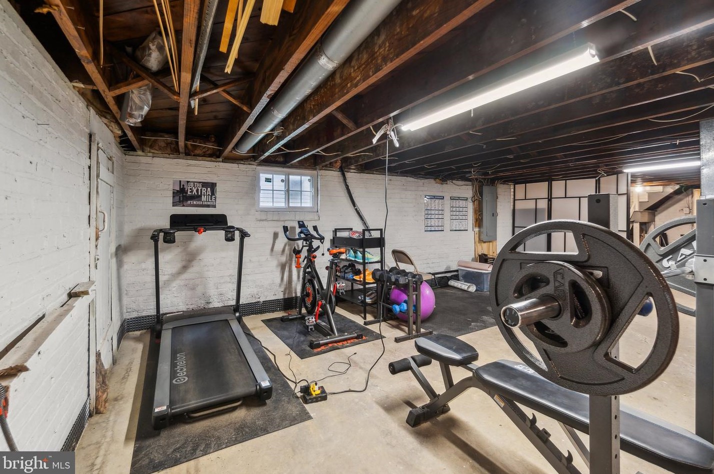 302 Alexandria Ave, Alexandria VA  22302-4203 exterior