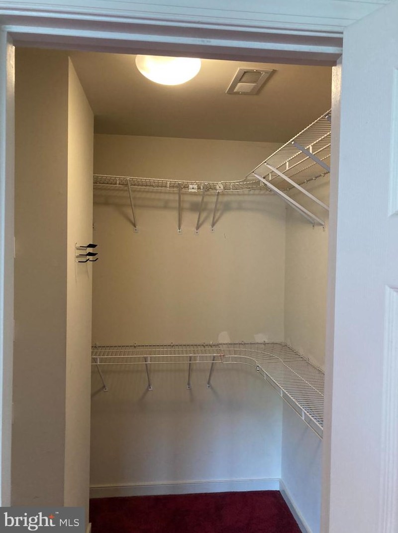 3819 White Post Ct, Alexandria VA 22304-6357 exterior