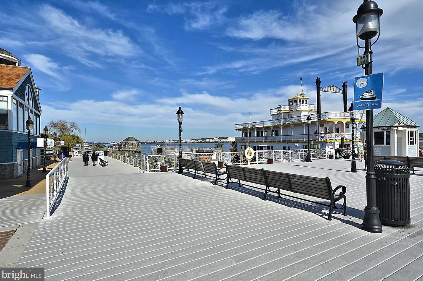 3819 White Post Ct, Alexandria VA 22304-6357 exterior