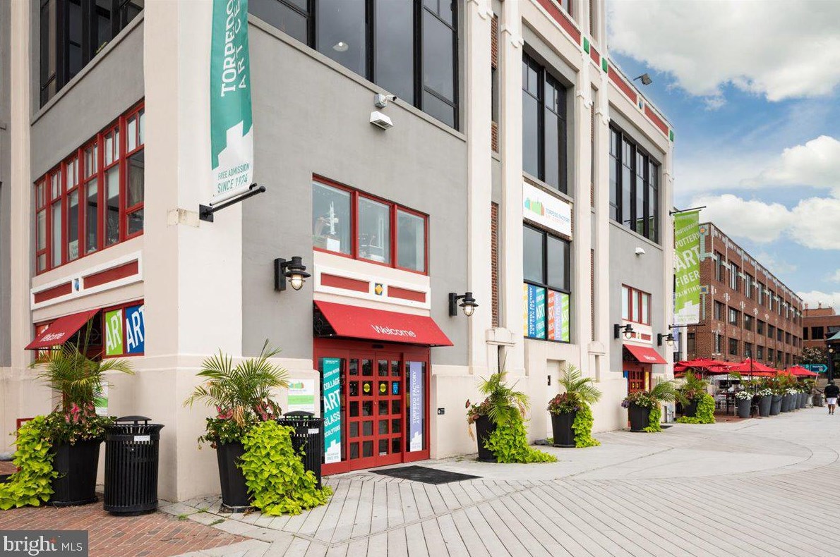 43 Carriage House, Alexandria VA 22304-6336 exterior