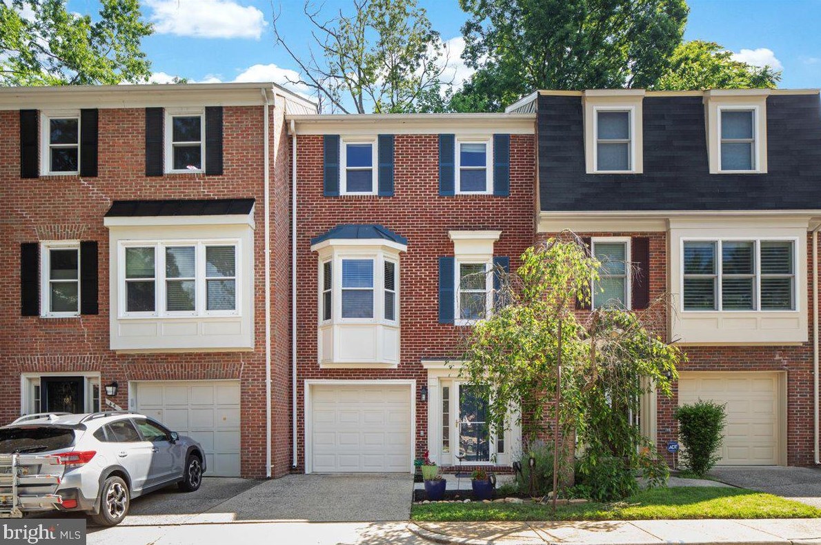 43 Carriage House, Alexandria VA 22304-6336 exterior