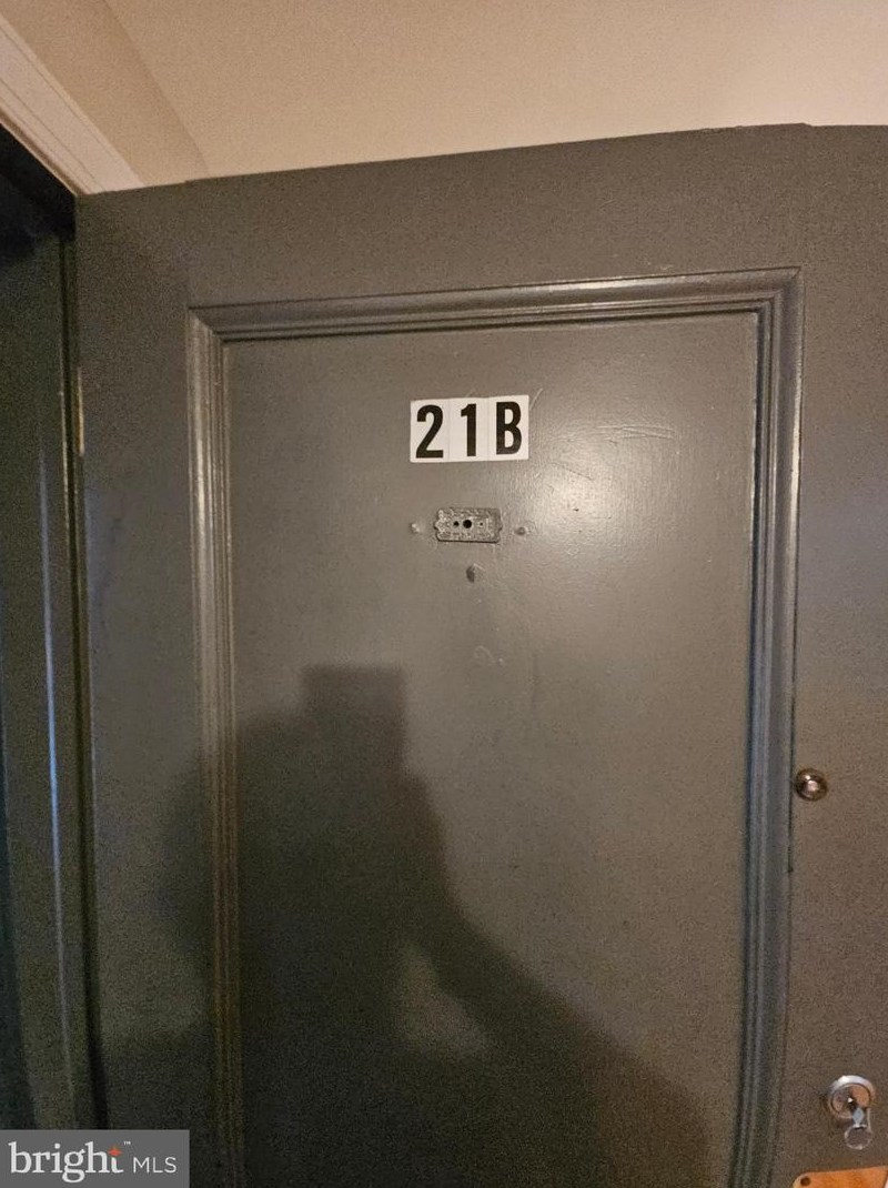 401 Commonwealth Ave, Alexandria VA  22301-2301 exterior