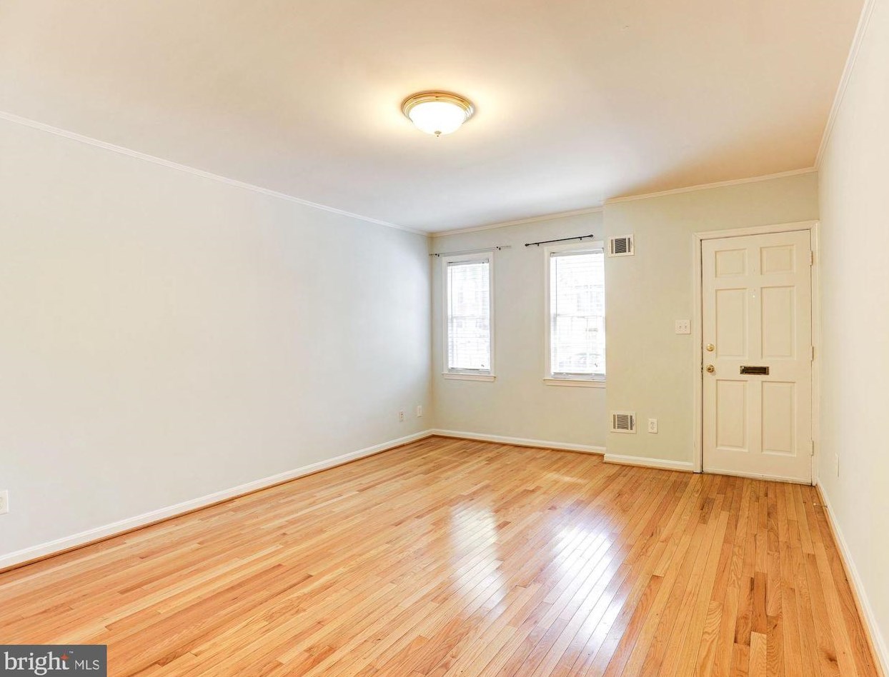 1121 Prince St, Alexandria VA  22314-2934 exterior