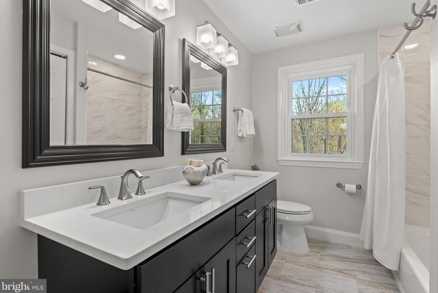 900 Howard St, Alexandria VA  22304-1624 exterior