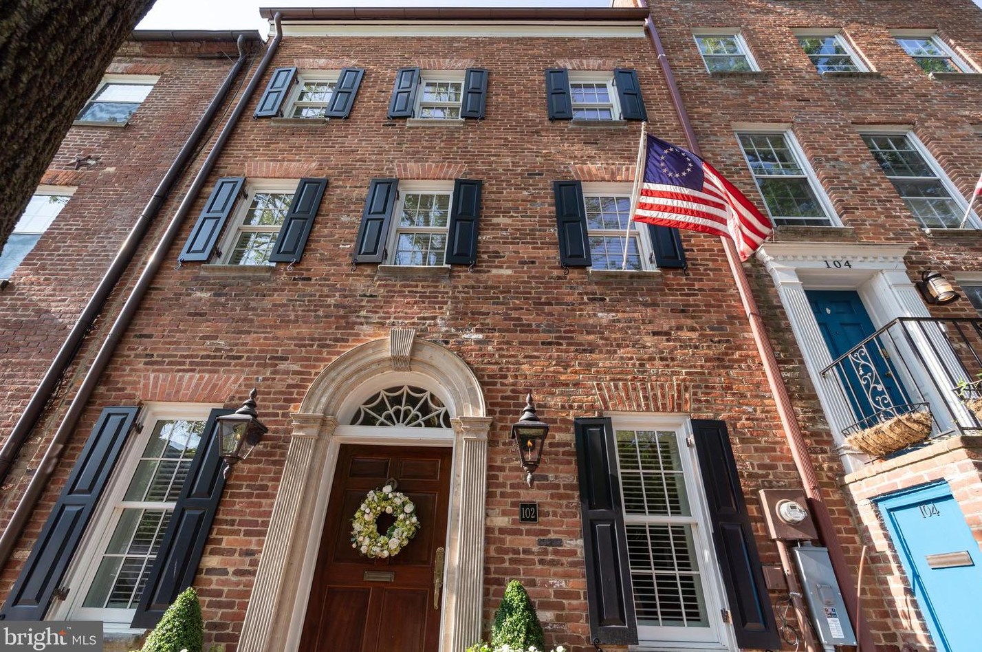 102 Prince St, Alexandria VA  22314-3312 exterior