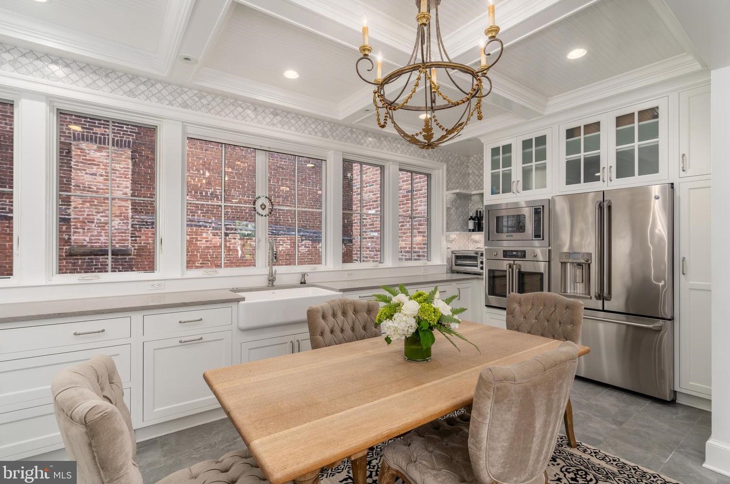 102 Prince St, Alexandria VA  22314-3312 exterior