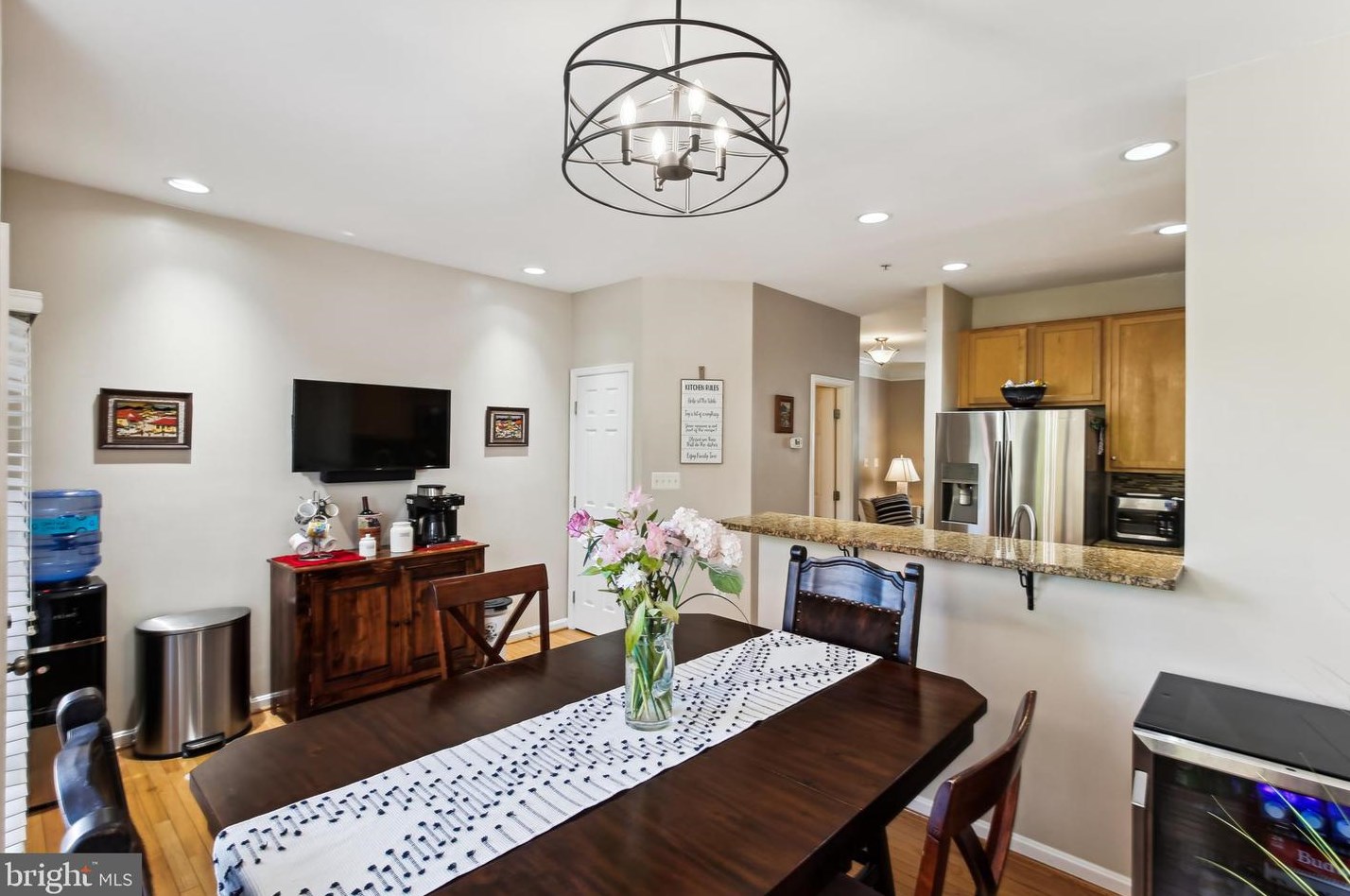 5003 Donovan Dr, Alexandria VA  22304-8620 exterior