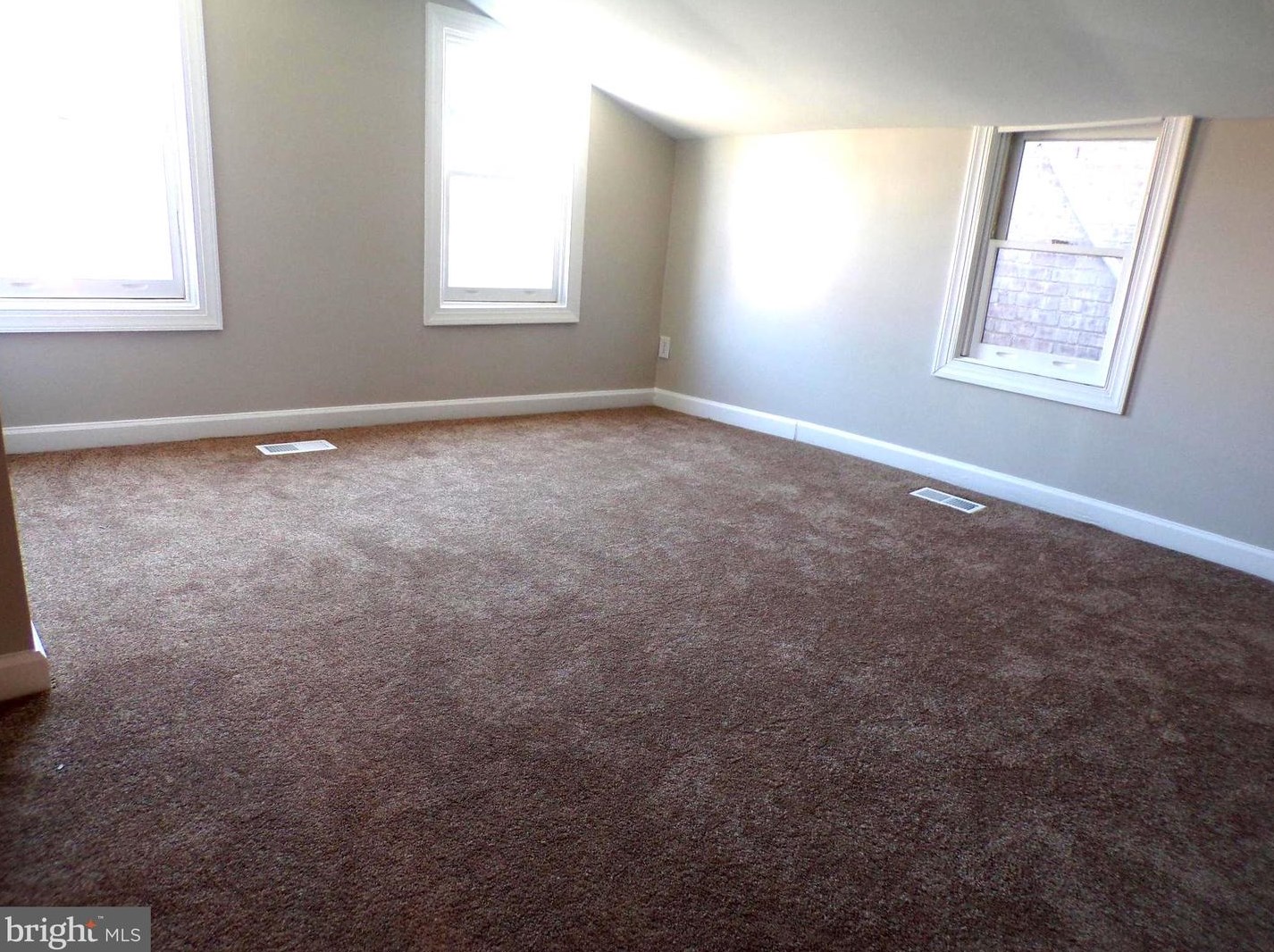 910 Princess St, Alexandria VA  22314-2245 exterior