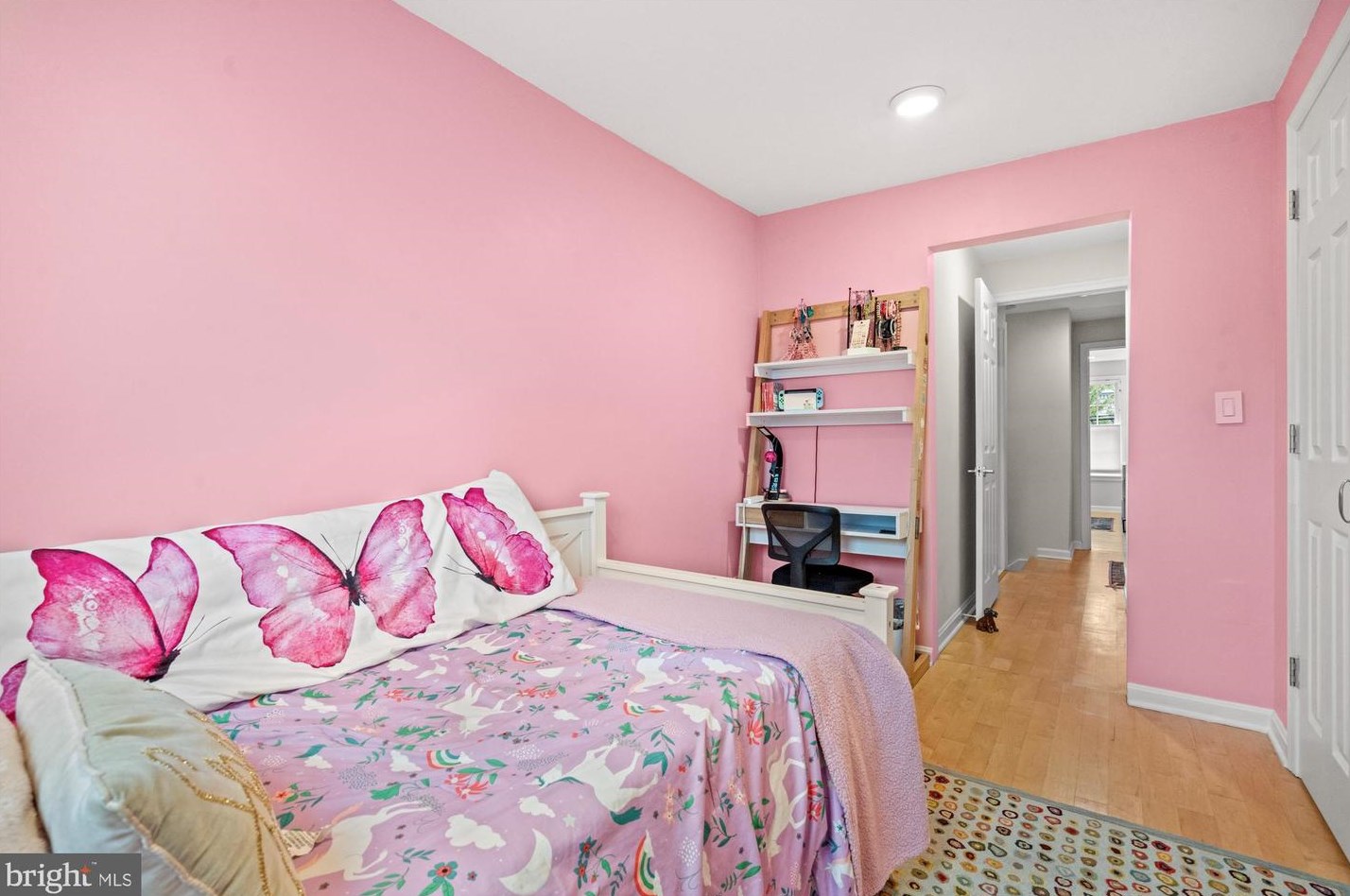 511 Patrick St, Alexandria VA 22314-2242 exterior