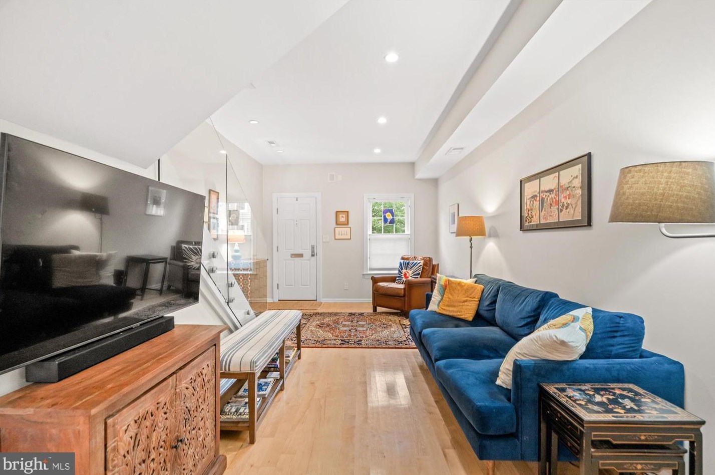 511 Patrick St, Alexandria VA 22314-2242 exterior