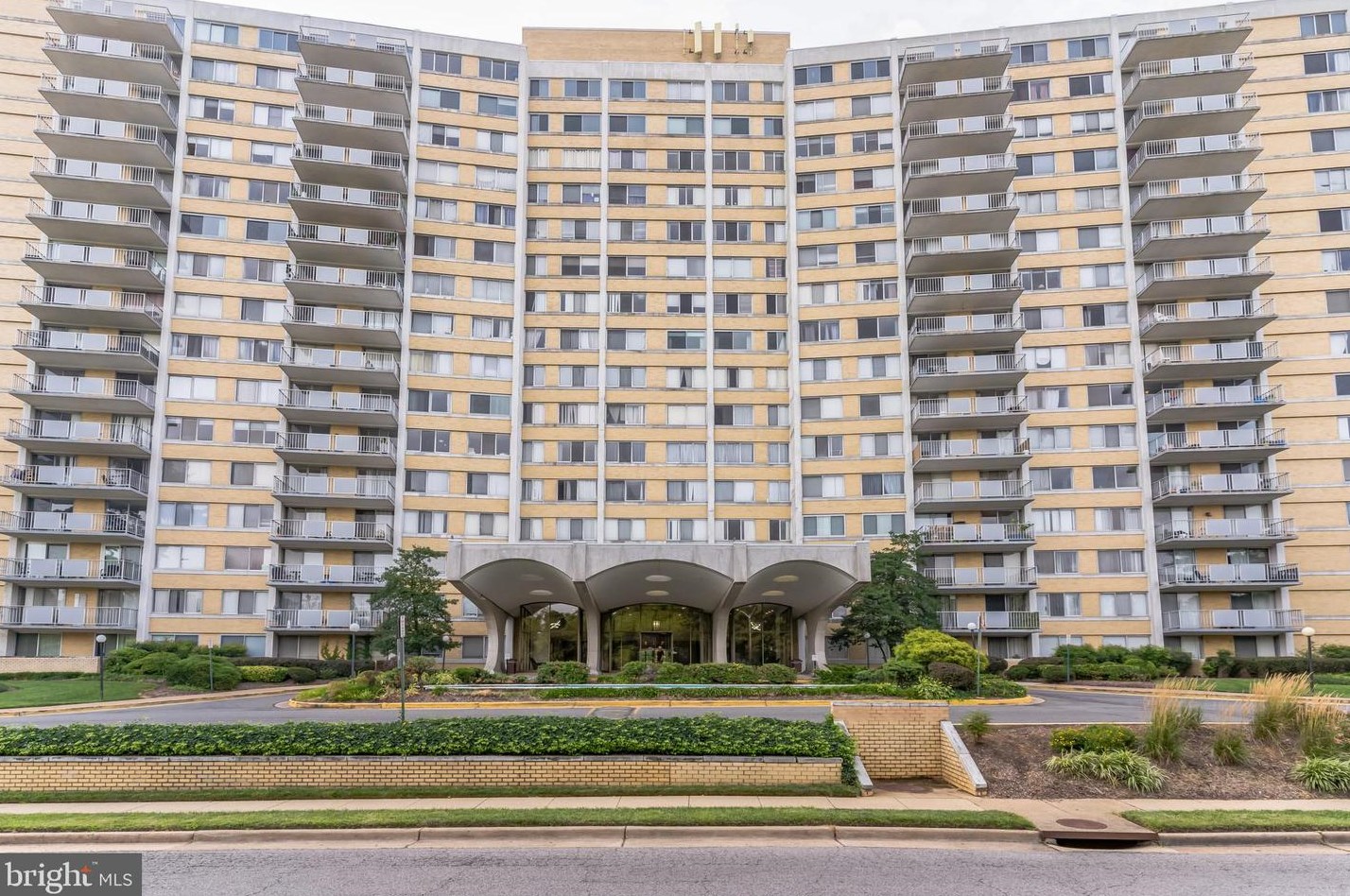 301 Beauregard St, Alexandria VA 22312-2905 exterior