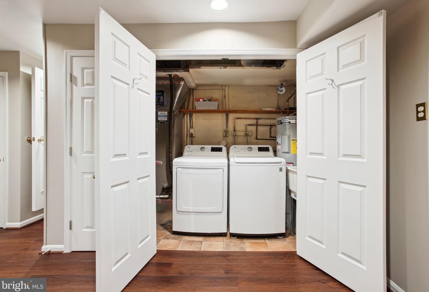 122 Princess St, Alexandria VA 22314-2325 exterior