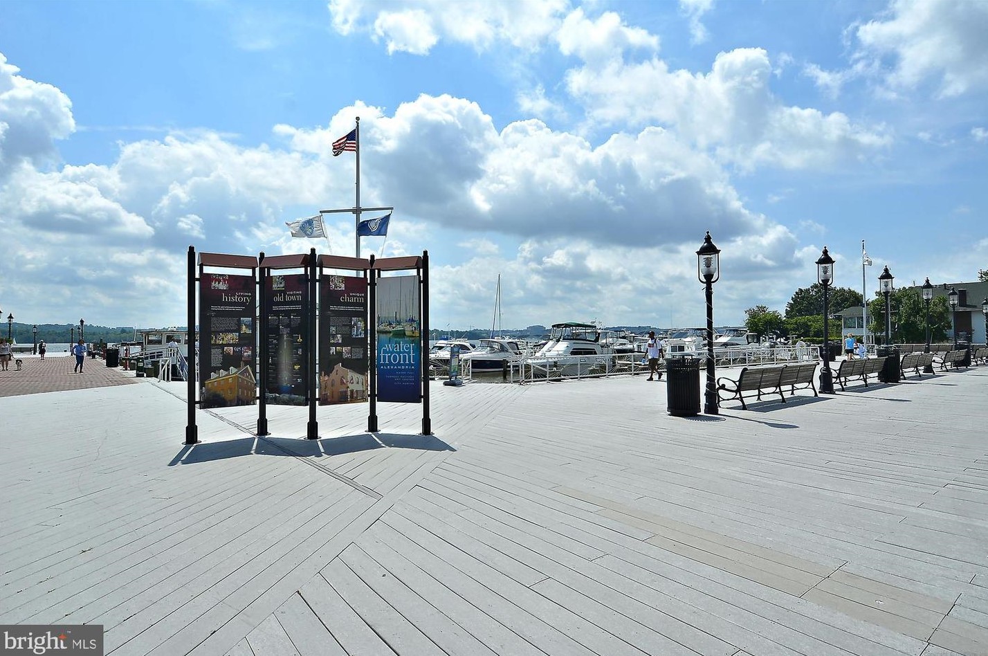 122 Princess St, Alexandria VA 22314-2325 exterior