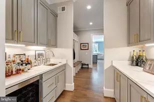 2025 Scroggins Rd, Alexandria, VA 22302 - Photo 15