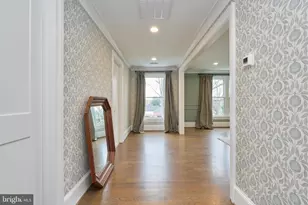 2025 Scroggins Rd, Alexandria, VA 22302 - Photo 31