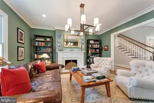 2025 Scroggins Rd, Alexandria, VA 22302 - Photo 9