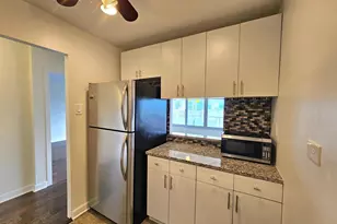 5340 Holmes Run Pkwy, Alexandria, VA 22304 - Photo 21