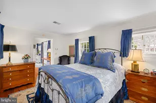 318 N Quaker Ln, Alexandria, VA 22304 - Photo 27