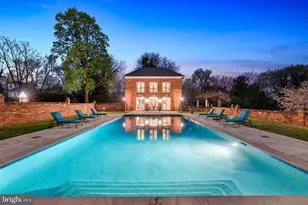 318 N Quaker Ln, Alexandria, VA 22304 - Photo 49