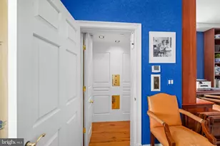 318 N Quaker Ln, Alexandria, VA 22304 - Photo 29