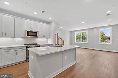 114 Pepperell, Alexandria, VA 22304 - Photo 3