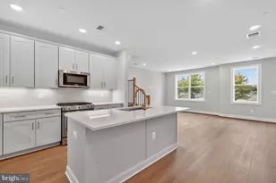 114 Pepperell, Alexandria, VA 22304 - Photo 3