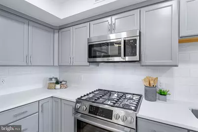 701 N Henry Street #212, Alexandria, VA 22314 - Photo 9