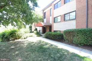 3300 S 28th St, Alexandria, VA 22302 - Photo 1