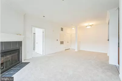 4854 Eisenhower Avenue #456, Alexandria, VA 22304 - Photo 7