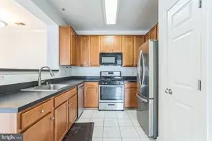 4854 Eisenhower Ave, Alexandria, VA 22304 - Photo 3