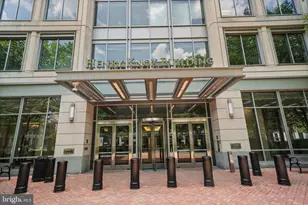 520 John Carlyle St, Alexandria, VA 22314 - Photo 35