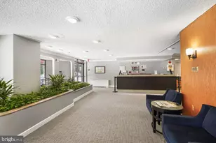 2500 N Van Dorn St, Alexandria, VA 22302 - Photo 17