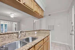 3311 Wyndham Cir, Alexandria, VA 22302 - Photo 5
