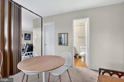 309 Yoakum Parkway #914, Alexandria, VA 22304 - Photo 19