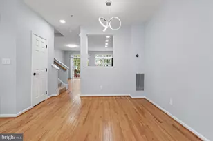 121 Martin Ln, Alexandria, VA 22304 - Photo 11