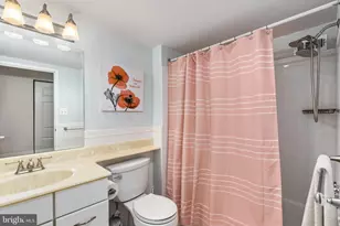 5300 Holmes Run Pkwy, Alexandria, VA 22304 - Photo 29