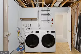 1310 Seaport Ln, Alexandria, VA 22314 - Photo 23