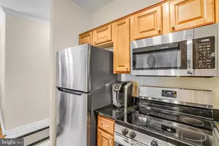 4561 Strutfield Ln, Alexandria, VA 22311 - Photo 11