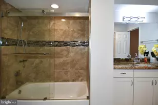 3315 Wyndham Cir, Alexandria, VA 22302 - Photo 25