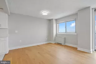 1225 Martha Custis Dr, Alexandria, VA 22302 - Photo 9