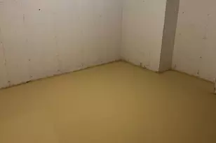 560 Colecroft Ct, Alexandria, VA 22314 - Photo 21