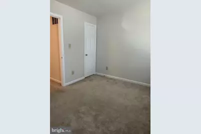 560 Colecroft Court, Alexandria, VA 22314 - Photo 11