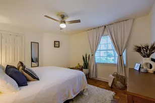 1608 W Abingdon Dr, Alexandria, VA 22314 - Photo 25