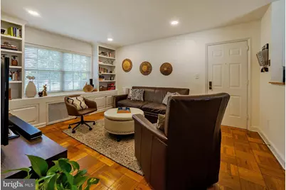 1608 W Abingdon Drive #102, Alexandria, VA 22314 - Photo 5